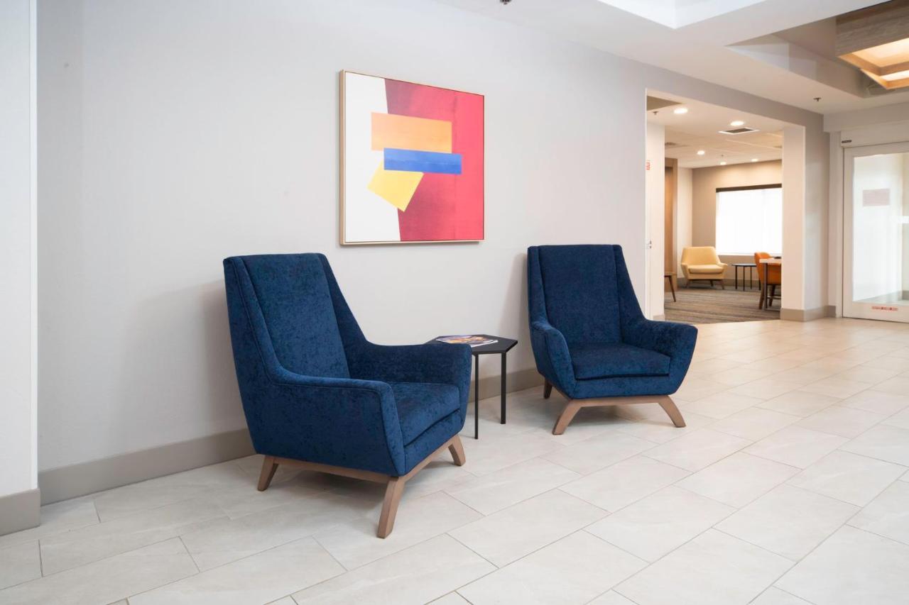 Holiday Inn Express And Suites Atlanta-Johns Creek By Ihg Exterior photo